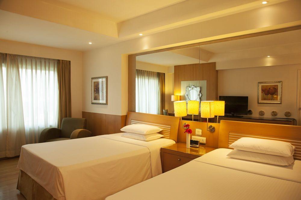 Hotel Courtyard By Marriott Chennai Extérieur photo