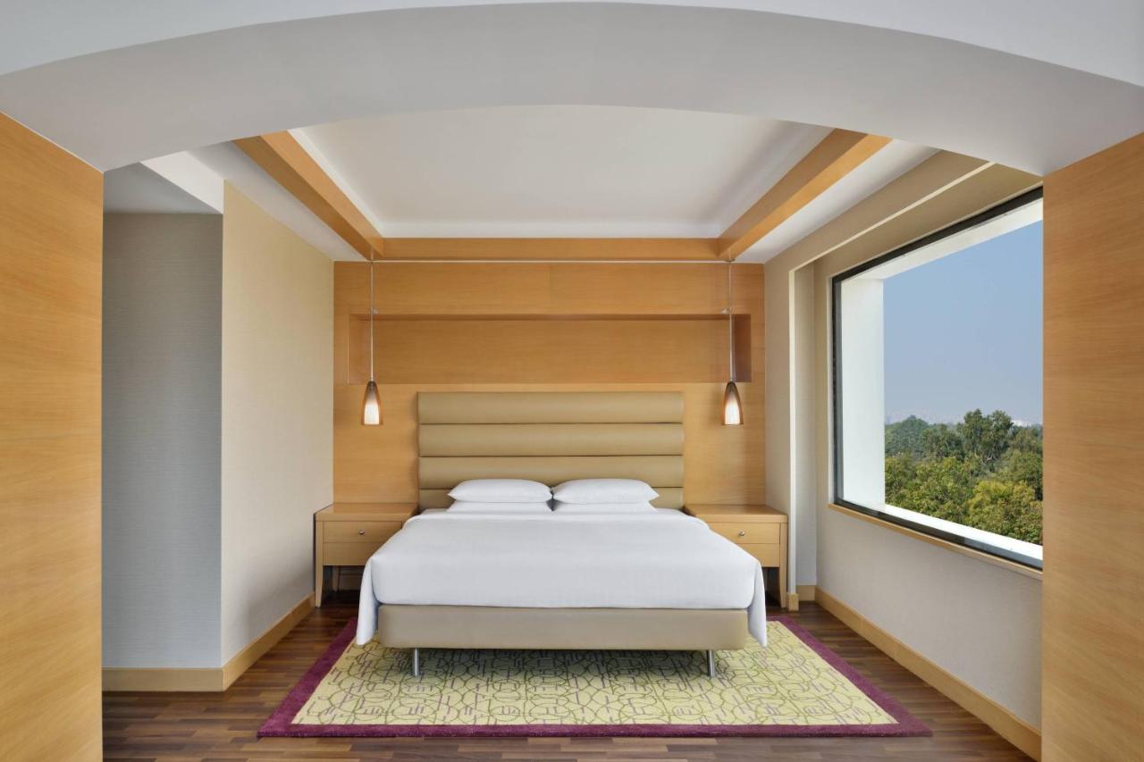 Hotel Courtyard By Marriott Chennai Extérieur photo