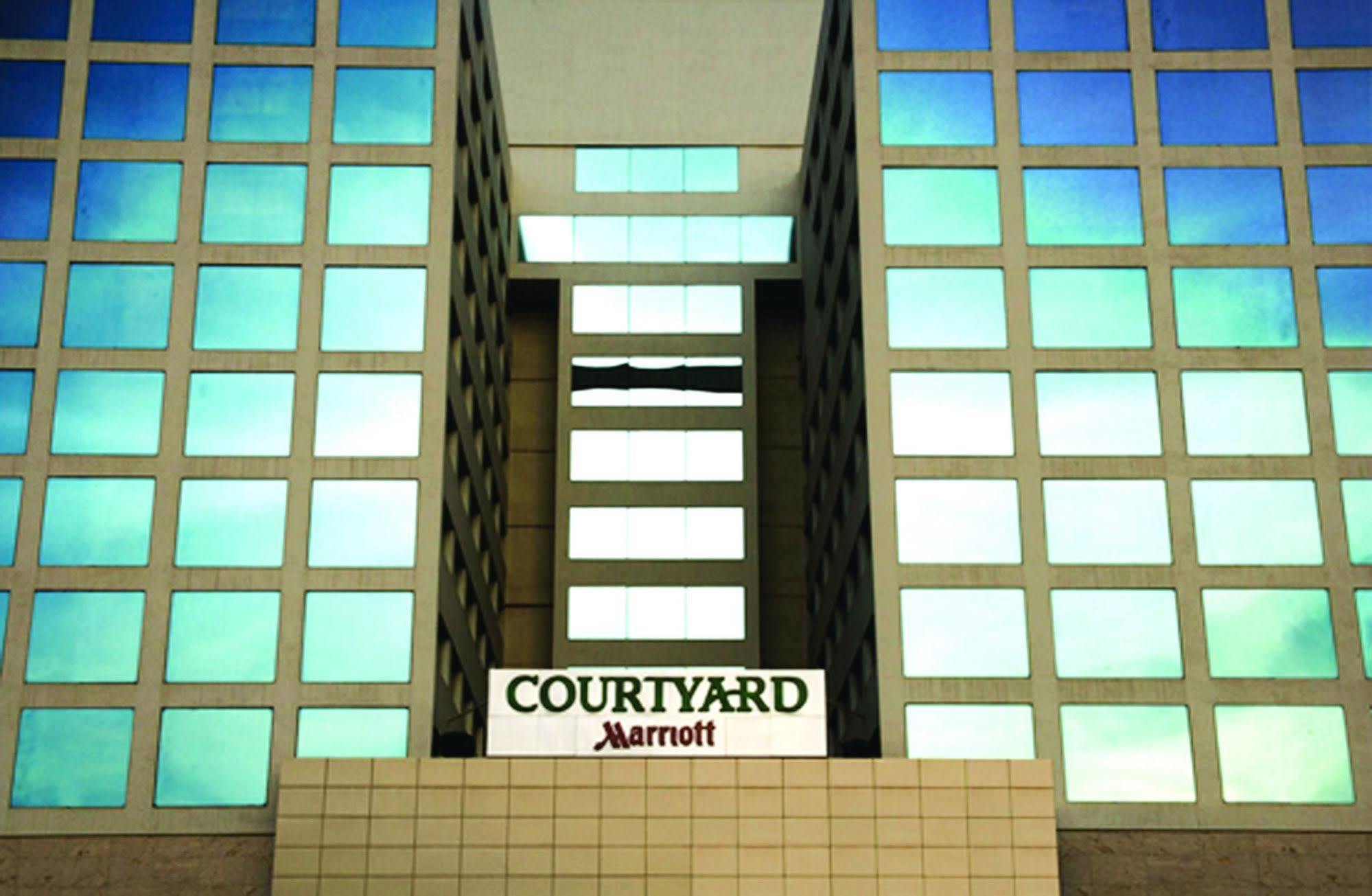 Hotel Courtyard By Marriott Chennai Extérieur photo
